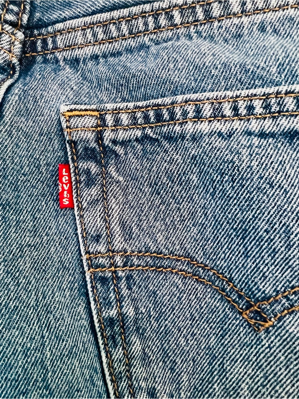 Levi’s ‘94 Baggy Jeans Women’s 26 Light Wash 100% Cotton Relaxed Wide Leg - Picture 5 of 10